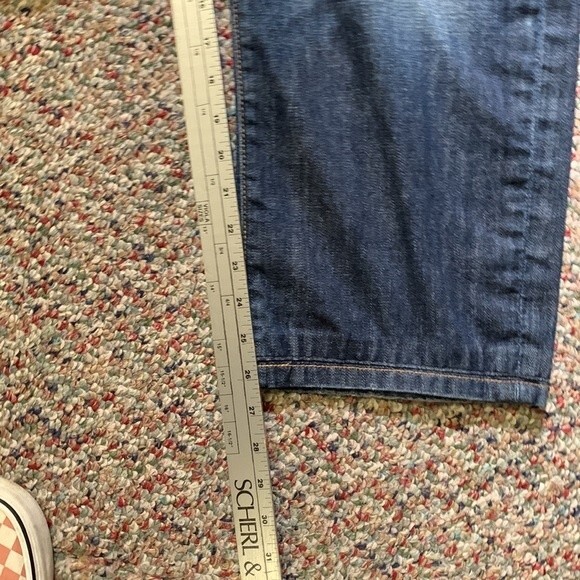 Lucky Brand 221 Medium Wash Whiskered Original Straight Leg Jeans Size 40 X 26 - Picture 9 of 9